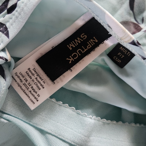 NipTuck Swim Boho Breeze Light Blue Floral Printed Swimsuit NWT - Picture 5 of 7